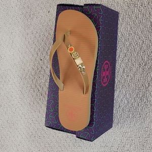 TORY BURCH 9 flip flops